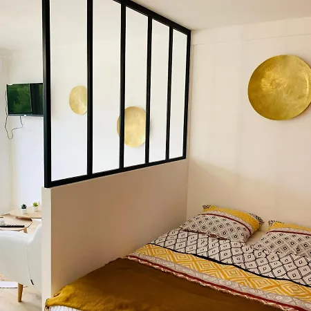 Scandichic Equipe Centre-gare-rives-clinique A Pied * Caen